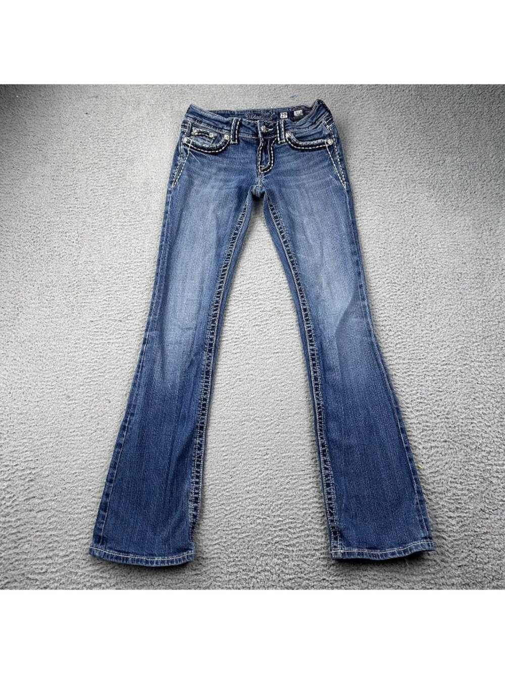 Miss Me JP5014L Bootcut Women’s Blue Jeans Size 27 Bejeweled